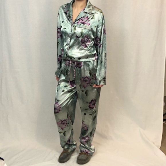 Valerie Stevens Other - Pajama Set